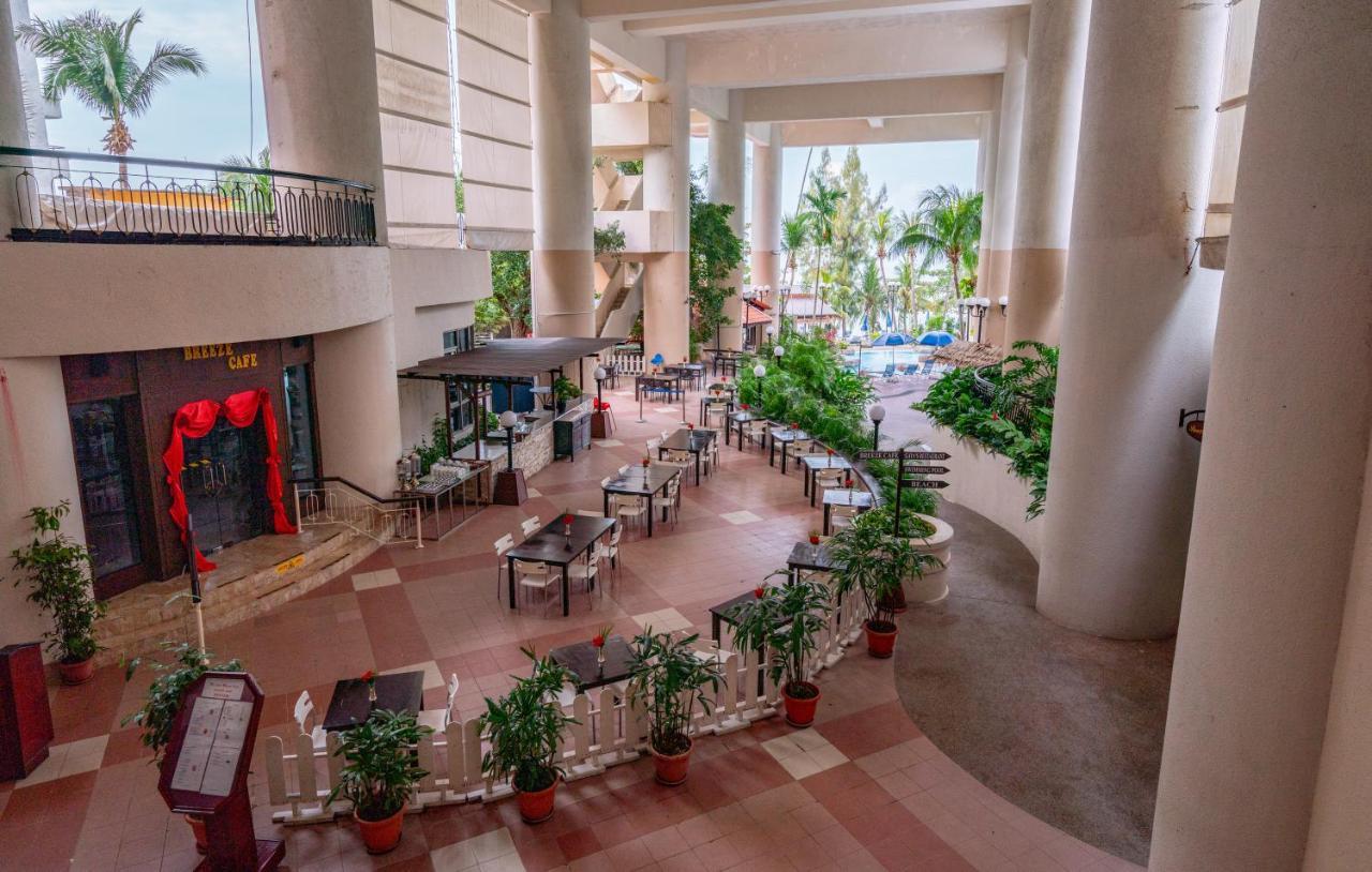 Seaview Deluxe Studio Couples Room S Tanjung Bungah (Penang) Exterior photo